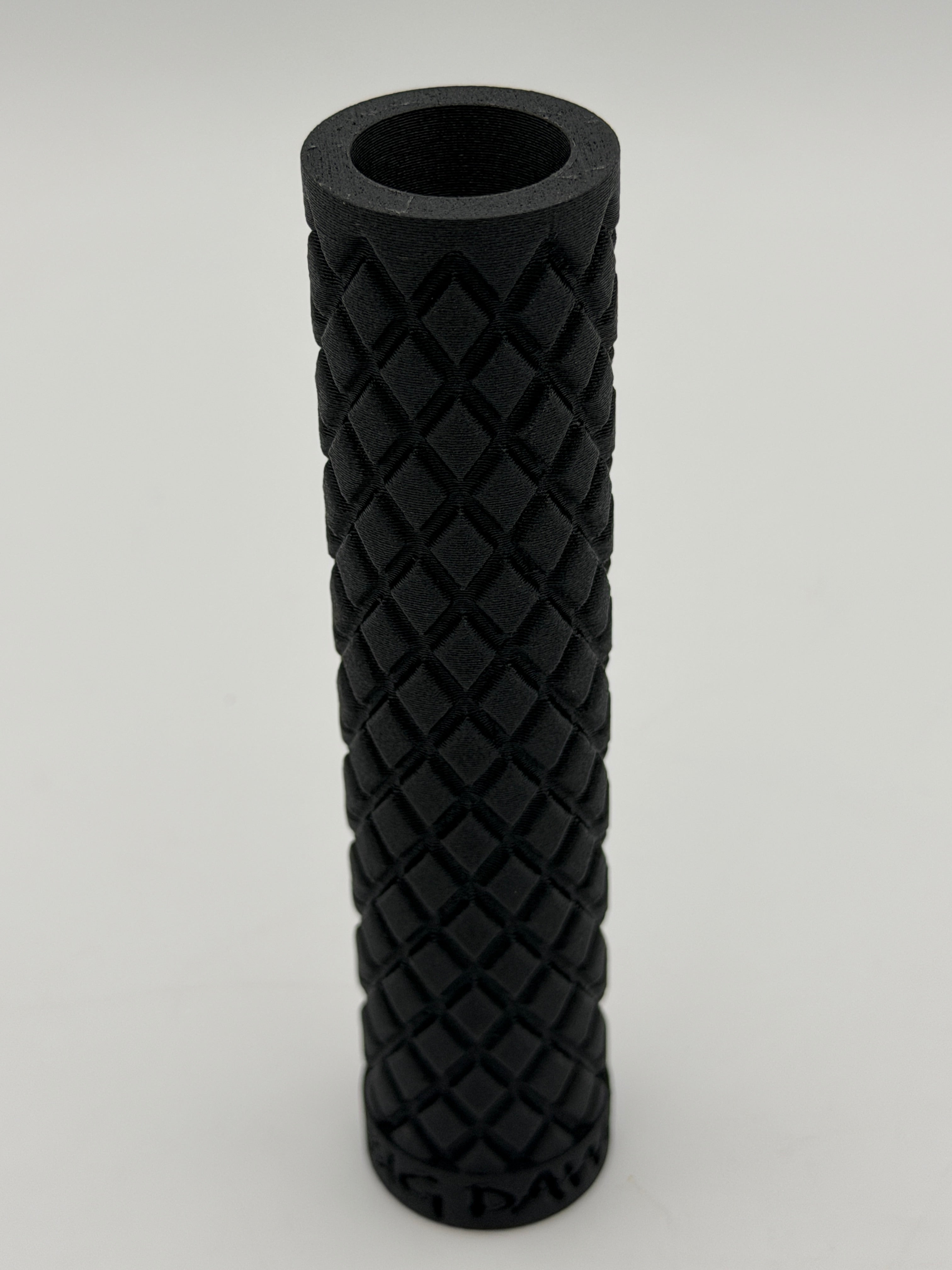 Fish grip black handle (200) (250)